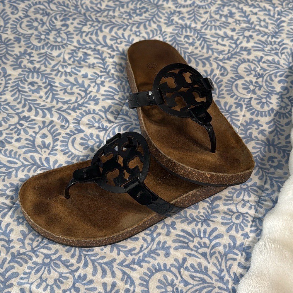 Tory Burch Black and Brown Sandals with Sophisticated Design